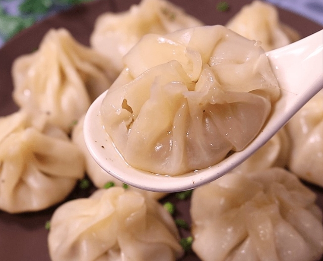 フードトラック「１年３組」