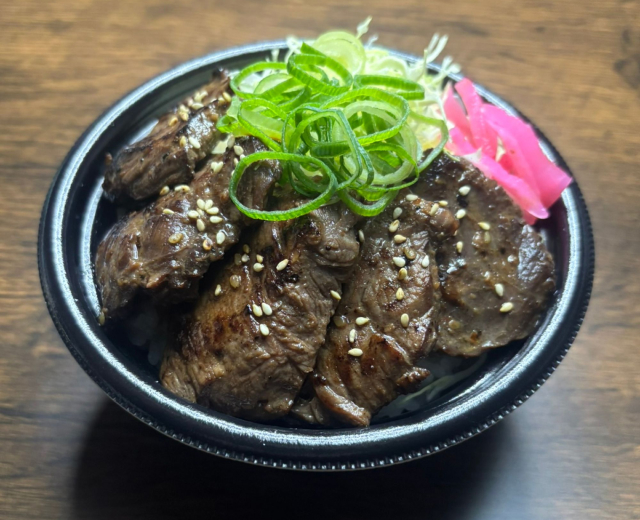 ちかちかキッチン〜laugh and beef〜