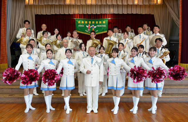 兵庫県警察音楽隊が来場！生演奏！